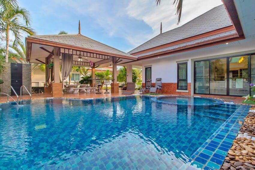 Villa Nataly Na Chom Thian Extérieur photo